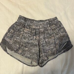 Lululemon “Hotty Hot” shorts, low rise, 4”